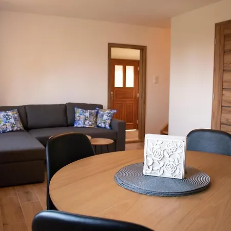 Tatil Evi Na Vyhlidce Železnice