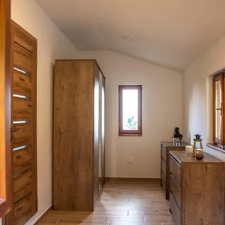 Na Vyhlidce Tatil Evi Železnice